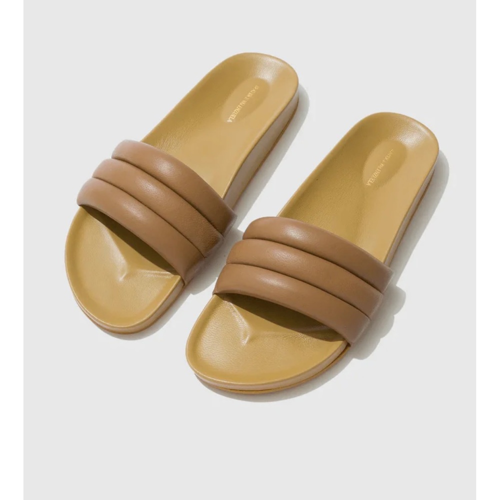 BEATRICE VALENZUELA
CLASSIC SANDALIA